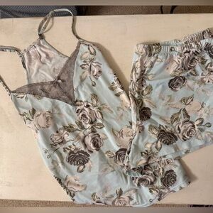 3/$25 Flora Nikrooz 2 piece Sleepwear Set